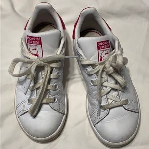 Girls Adidas Stan Smith sneakers
